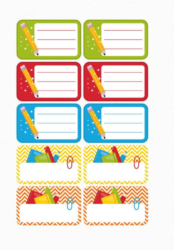 Une planche de douze stickers-étiquettes rectangulaires, conçues pour la rentrée scolaire ou l'organisation de fournitures. Les étiquettes du haut sont unies (vert et rouge) avec un cadre blanc et un motif de crayon jaune. Les étiquettes du bas présentent des motifs géométriques zigzag colorés (jaune, orange, vert, rouge, bleu) et un espace blanc pour écrire, avec des illustrations de livres, de gommes, et de trombones. L'ensemble est vif et ludique, parfait pour identifier les affaires scolaires. crées par véronique créatrice de stickers